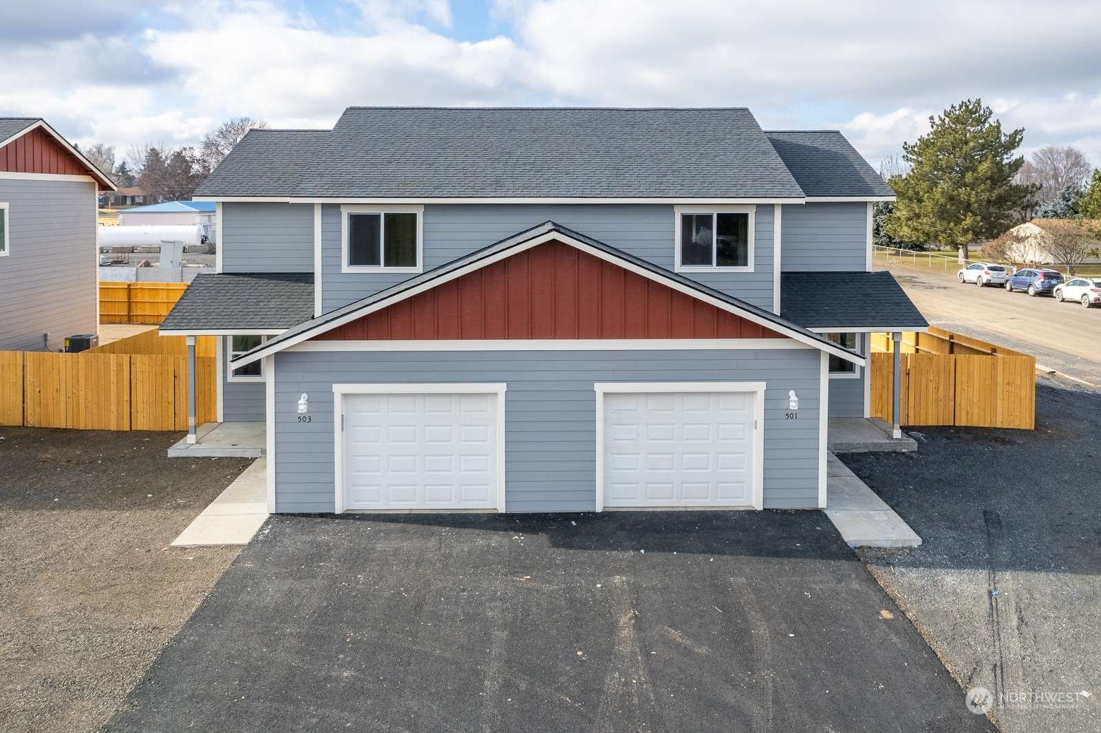 609 611 S Pine AVE, Warden, WA 98857