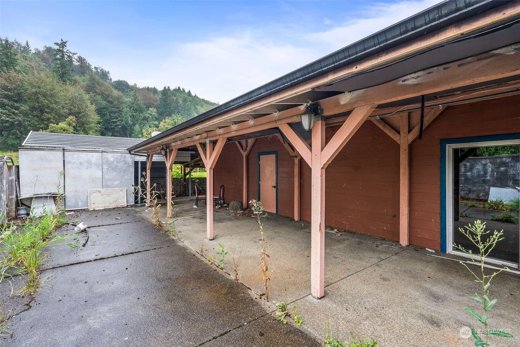 3 Porter Creek RD, Elma, WA 98541
