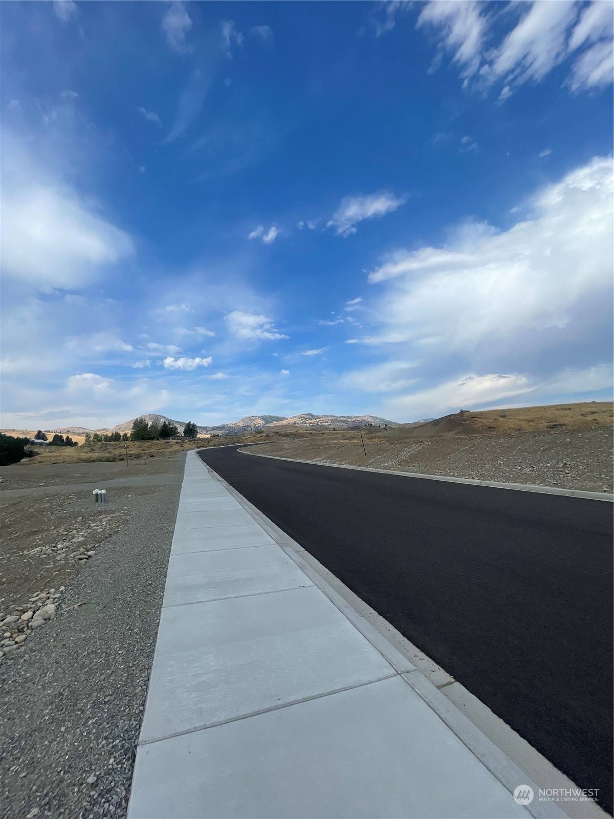 14 Parks Drive, Okanogan, WA 98840