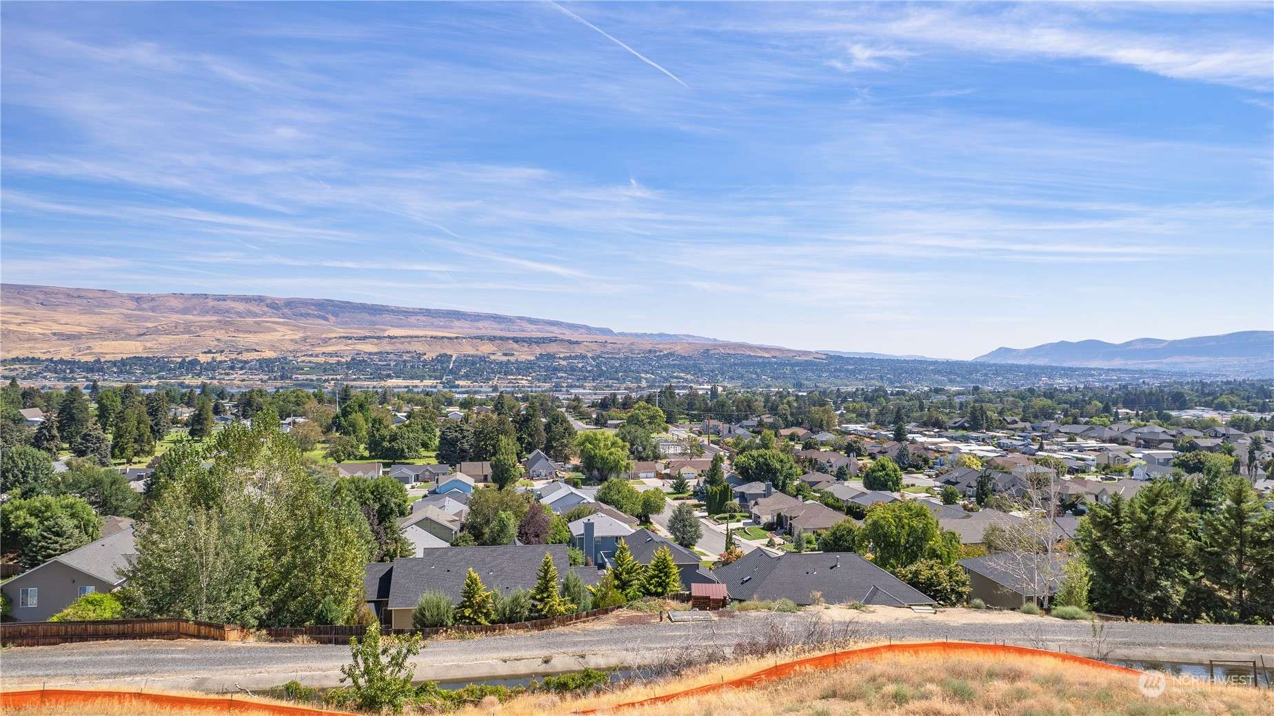 1853 Broadway PL, Wenatchee, WA 98801