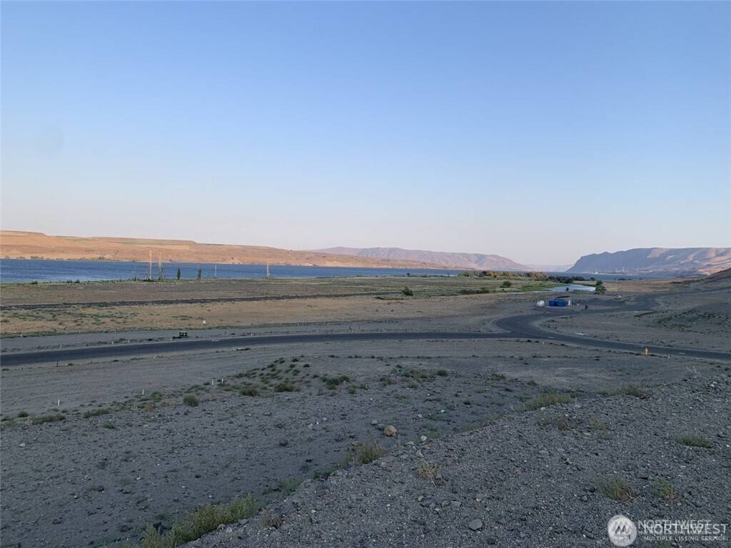 70 King Salmon CT, Vantage, WA 98950