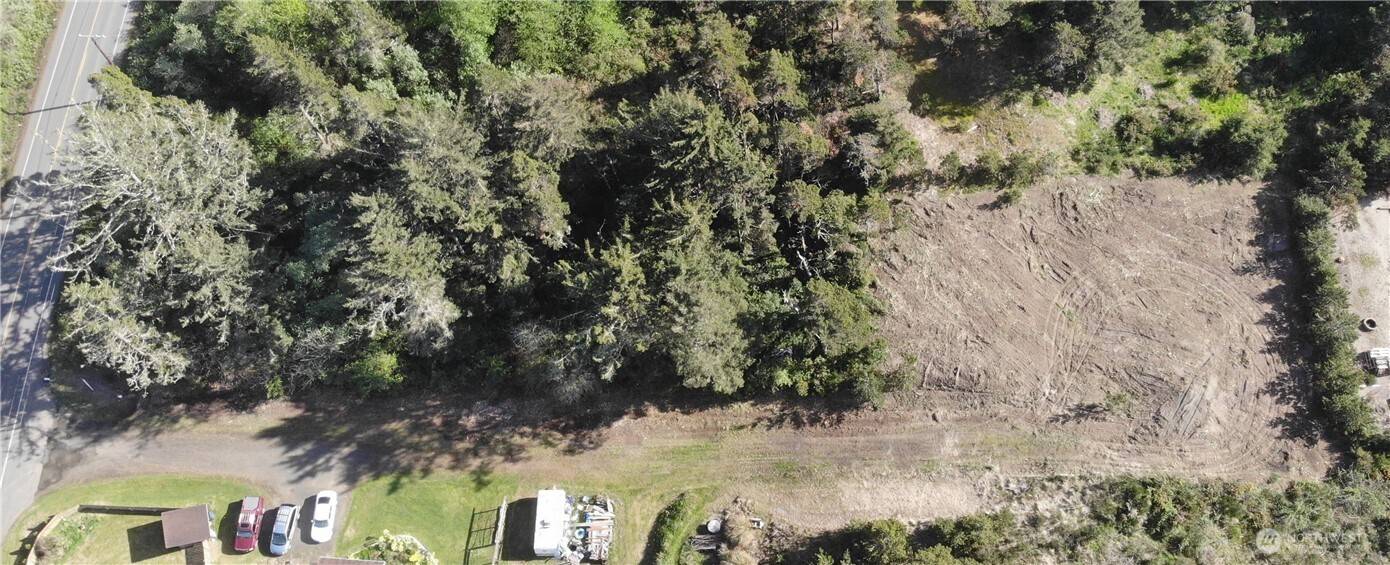 605 W Claymore LN, Westport, WA 98595