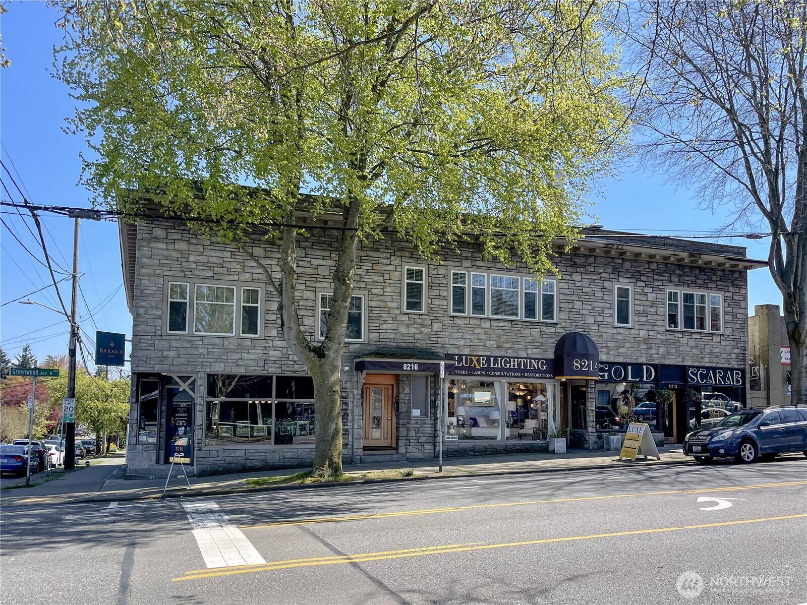 8214 Greenwood AVE N, Seattle, WA 98103