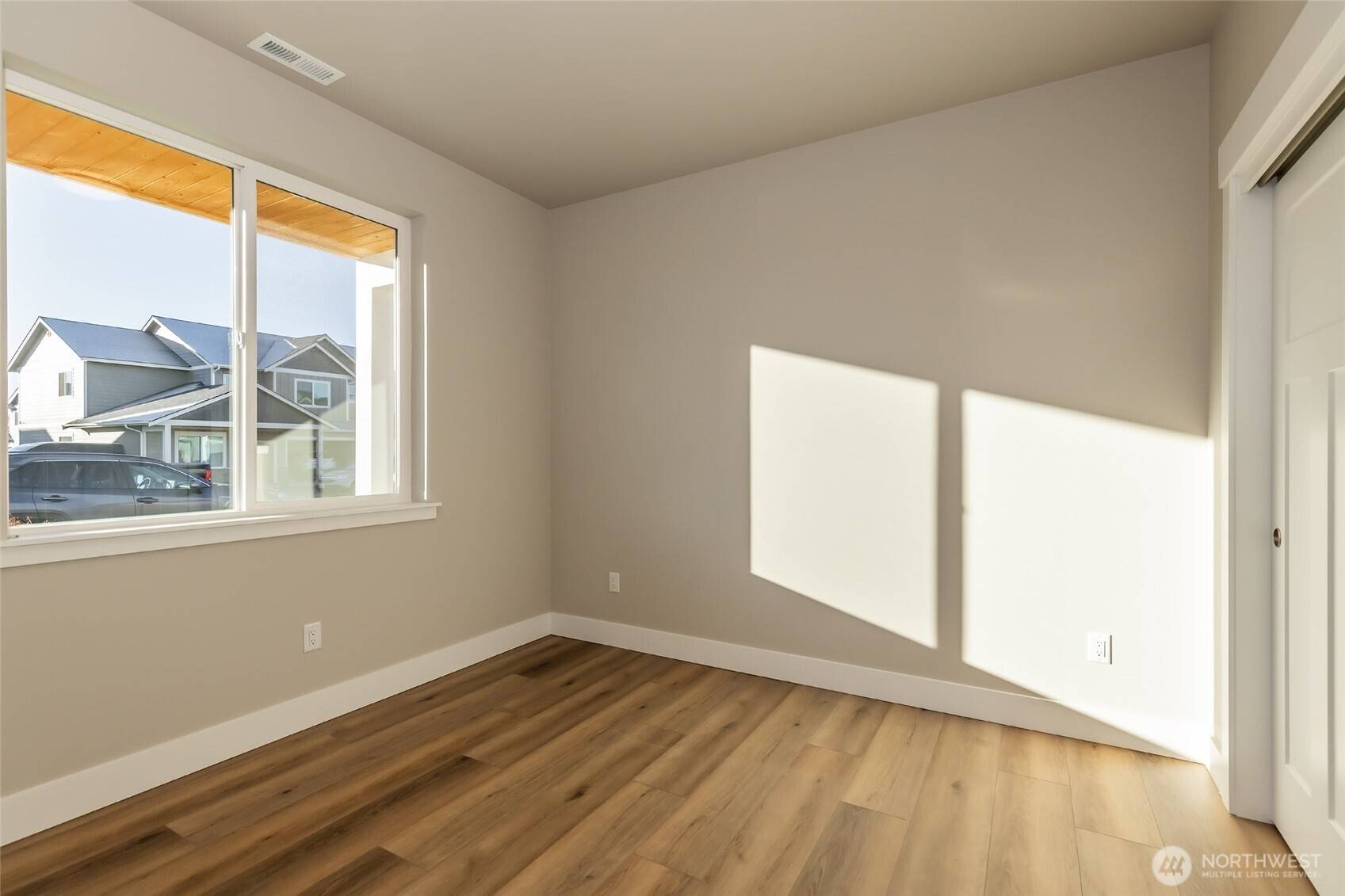 400 E Heatherstone CT, Ellensburg, WA 98926