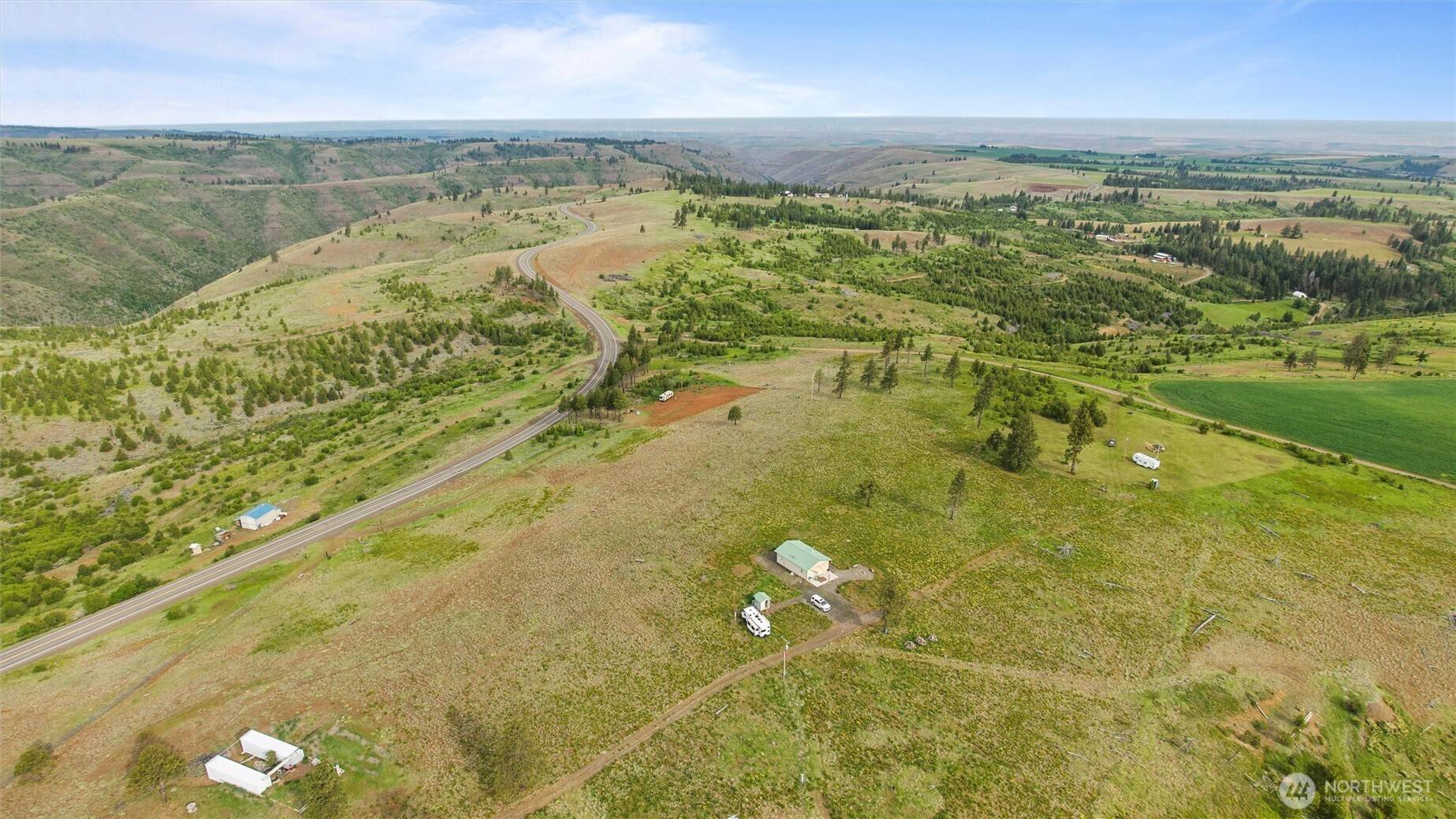 588 Reservoir LN, Pomeroy, WA 99347