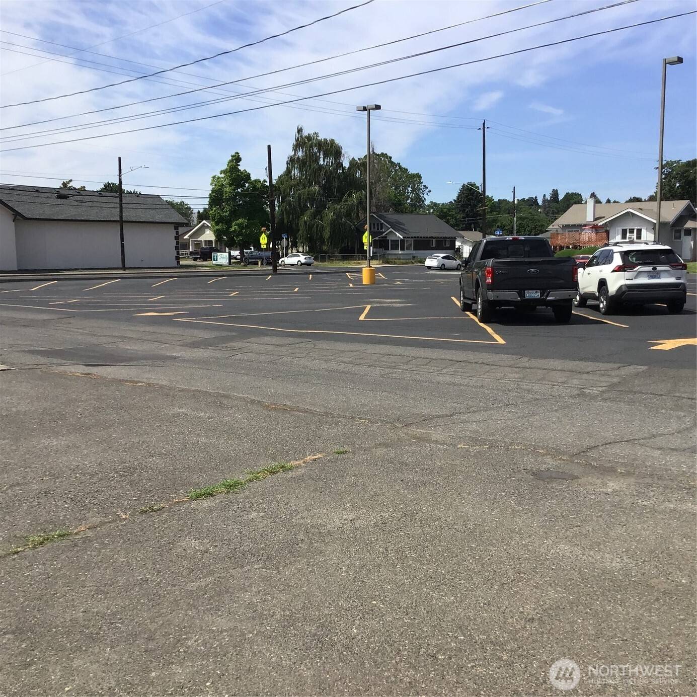 412 S 12th AVE, Yakima, WA 98902