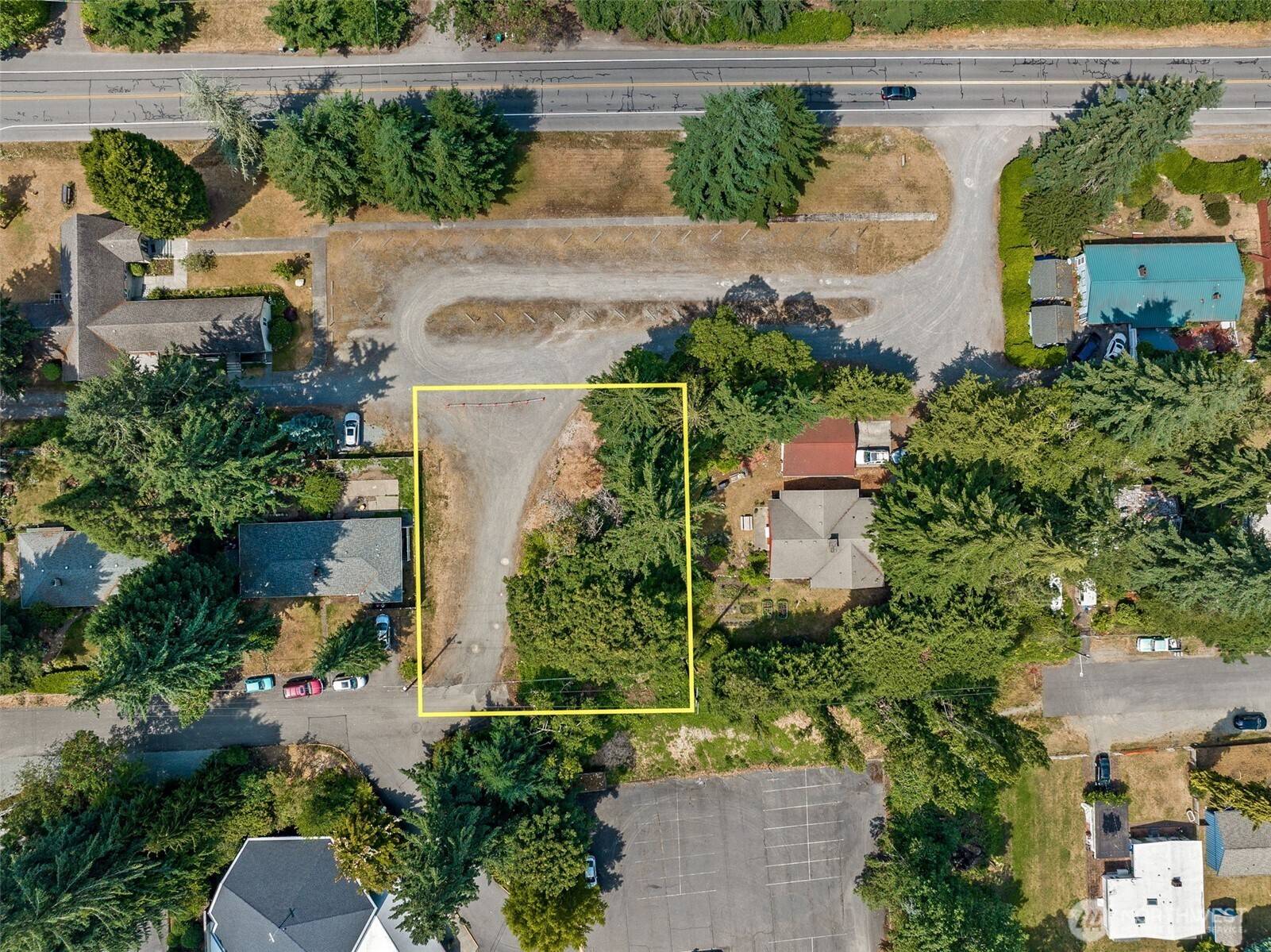 206 1st PL S, Des Moines, WA 98198