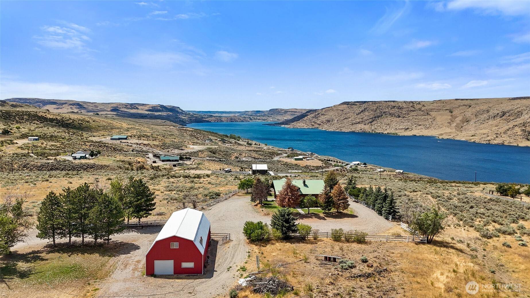 46575 Meadowlark LN, Grand Coulee, WA 99133