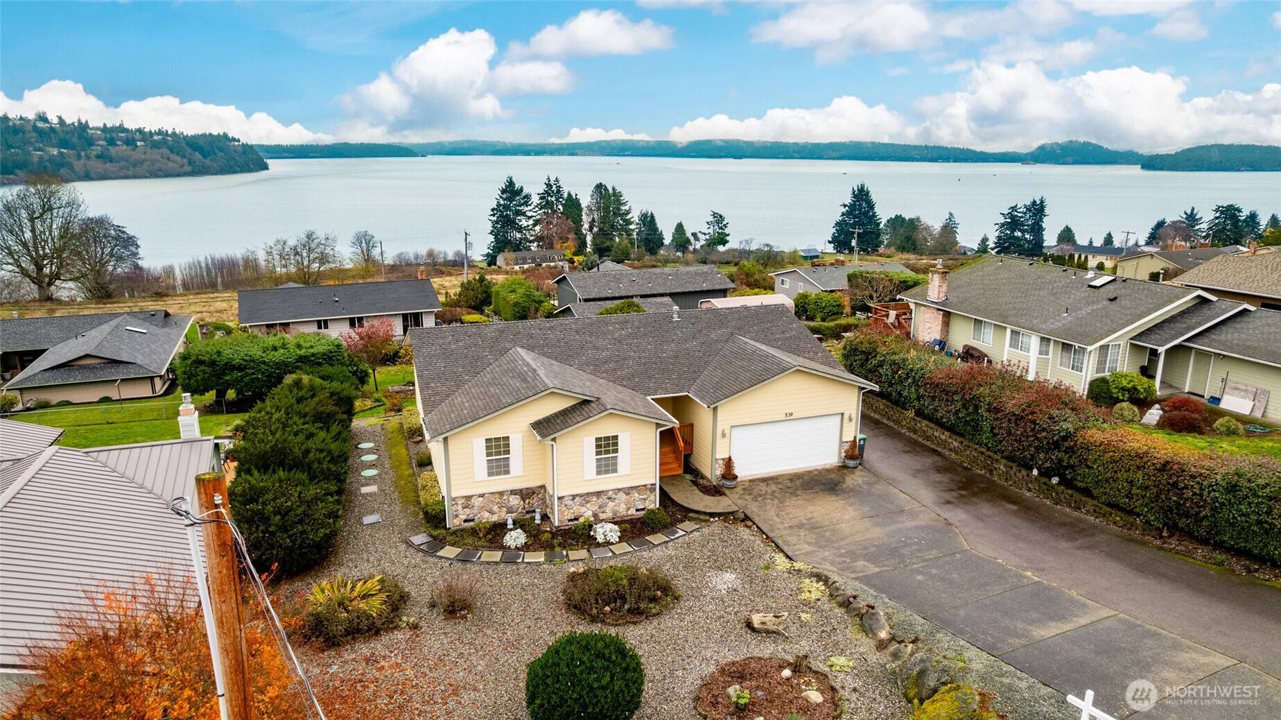 539 Birch ST, Oak Harbor, WA 98277
