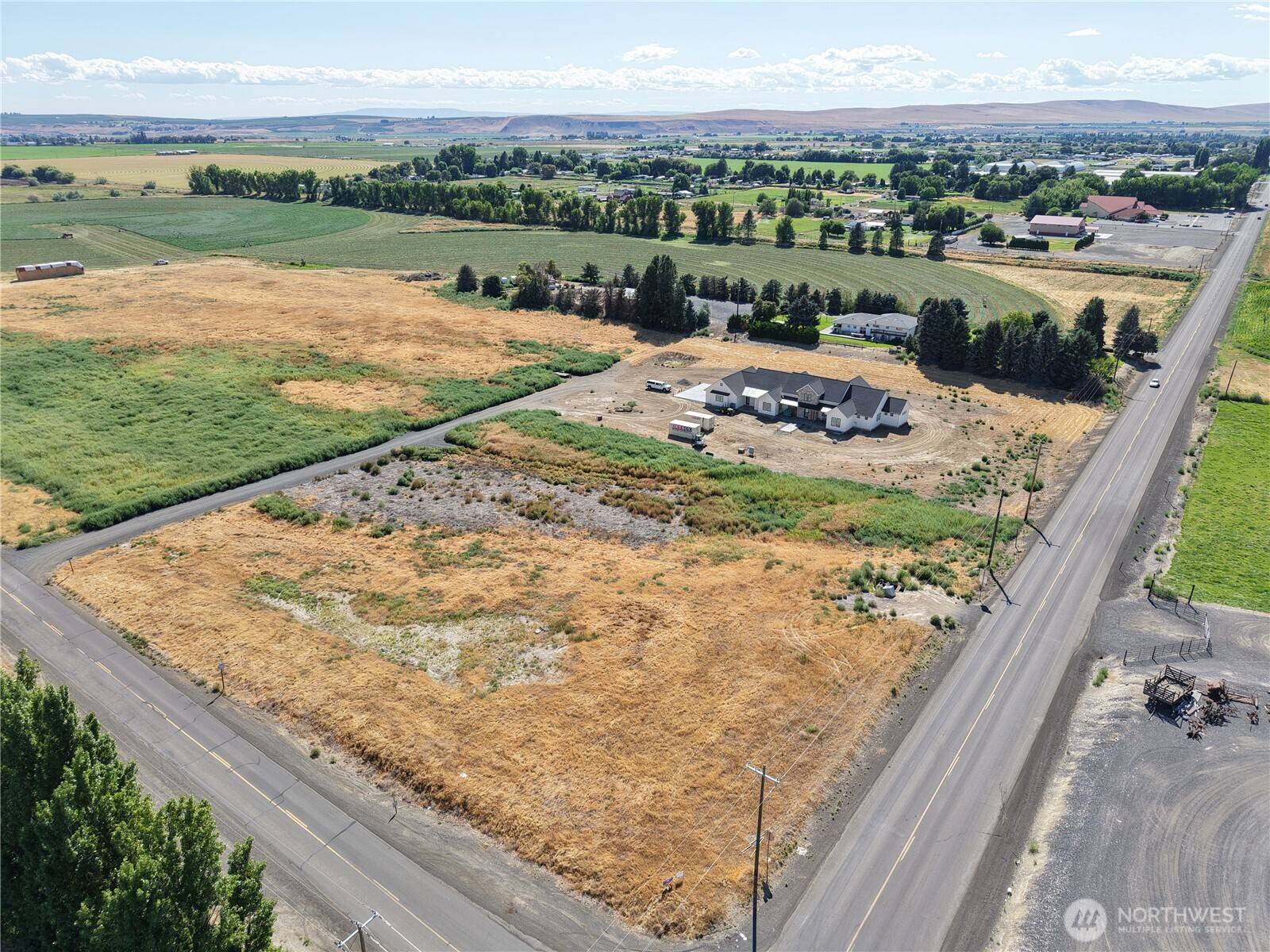 2004 W Joanna LN, Othello, WA 99344
