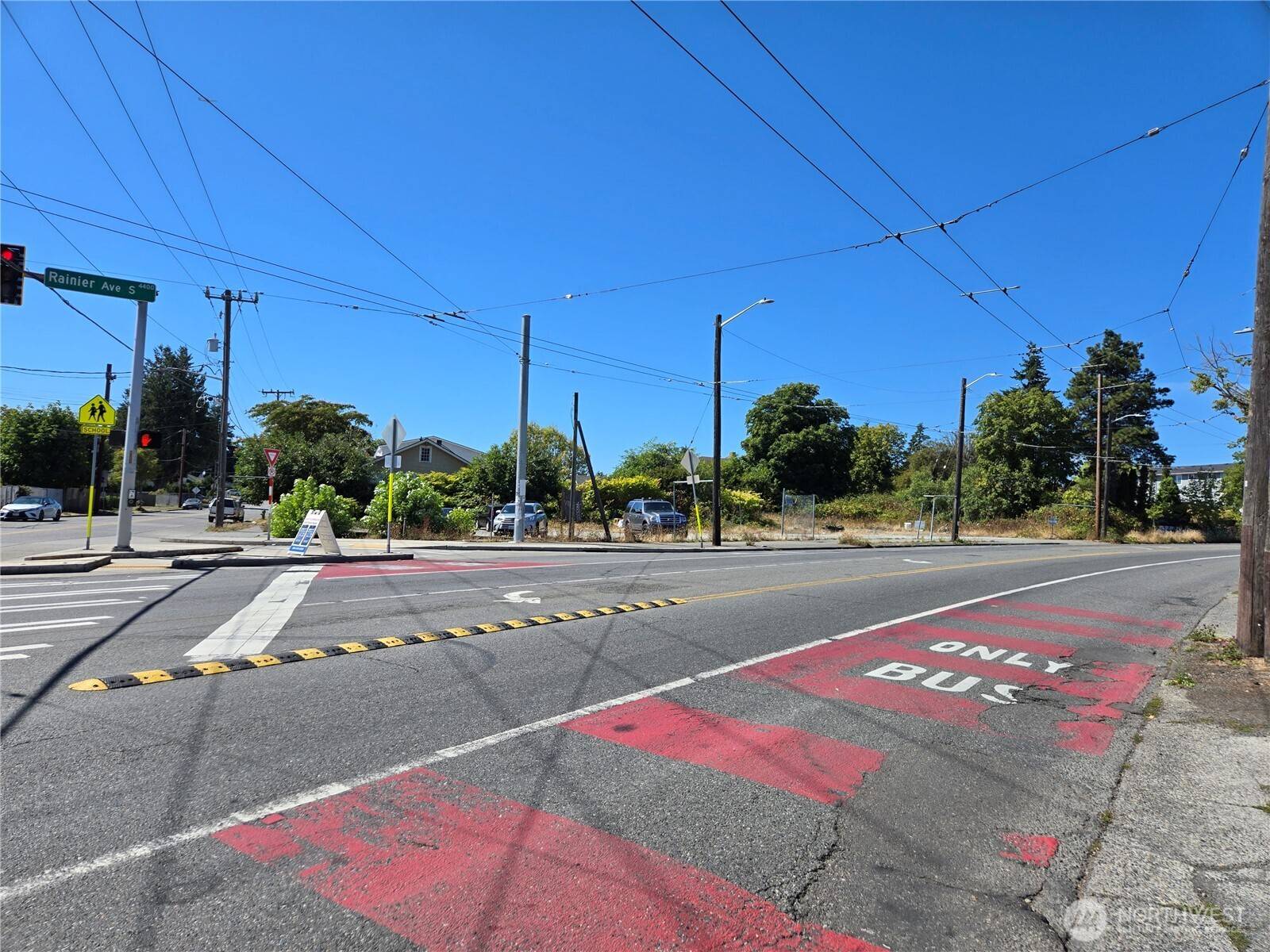6211 Rainier AVE S, Seattle, WA 98118
