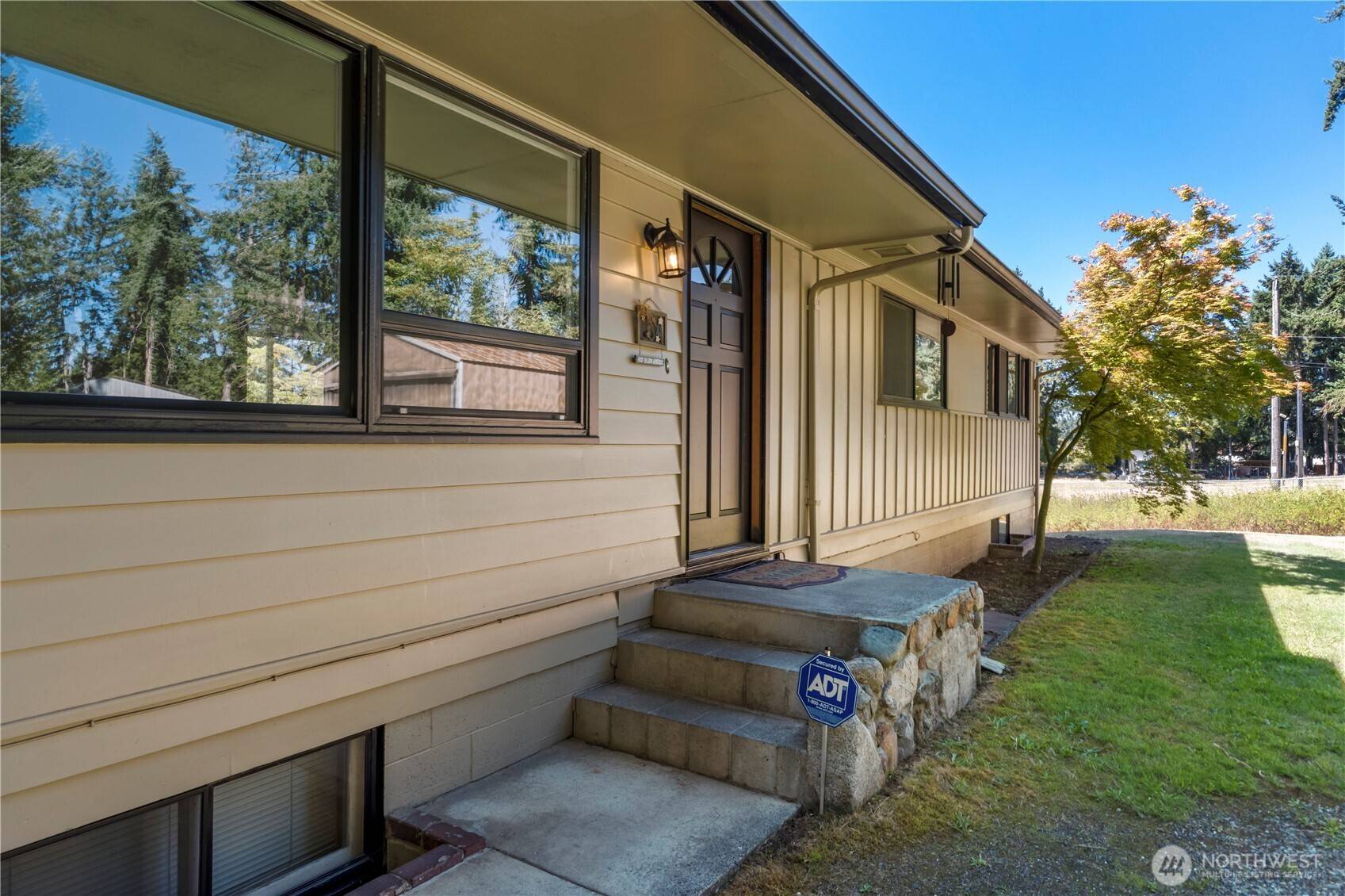4803 Military RD E, Tacoma, WA 98446