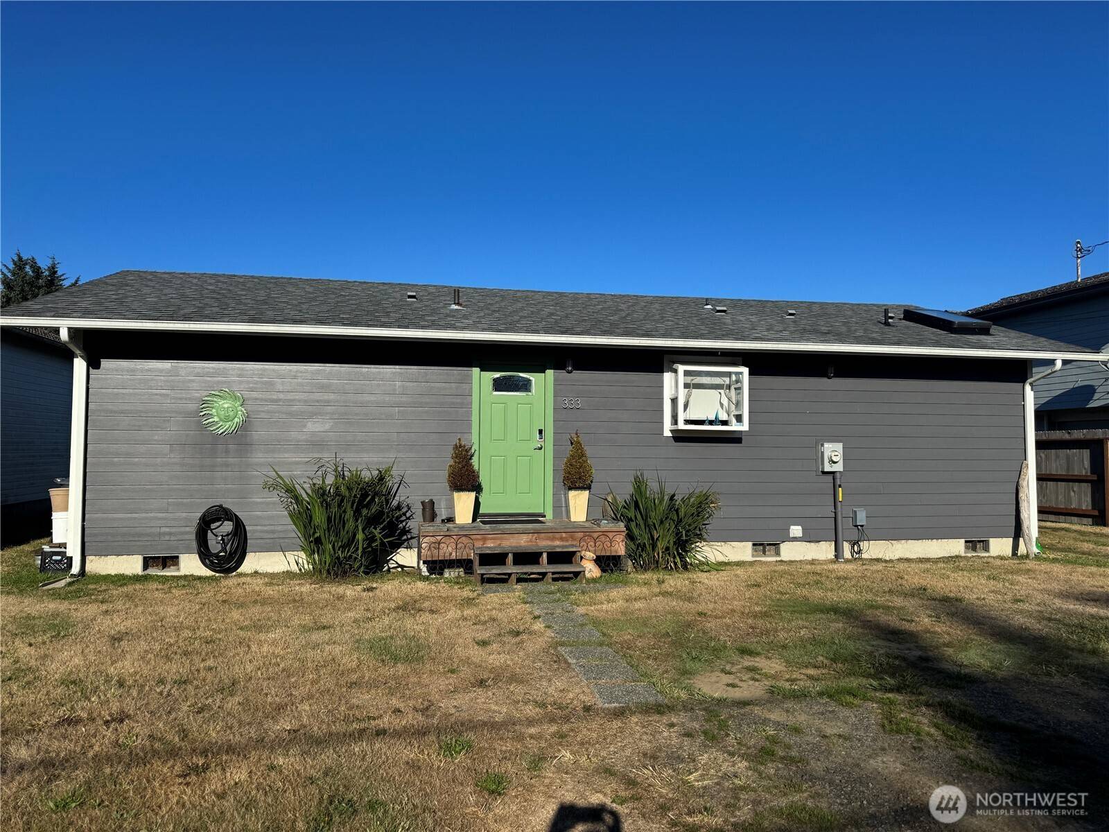 333 Canal DR NE, Ocean Shores, WA 98569