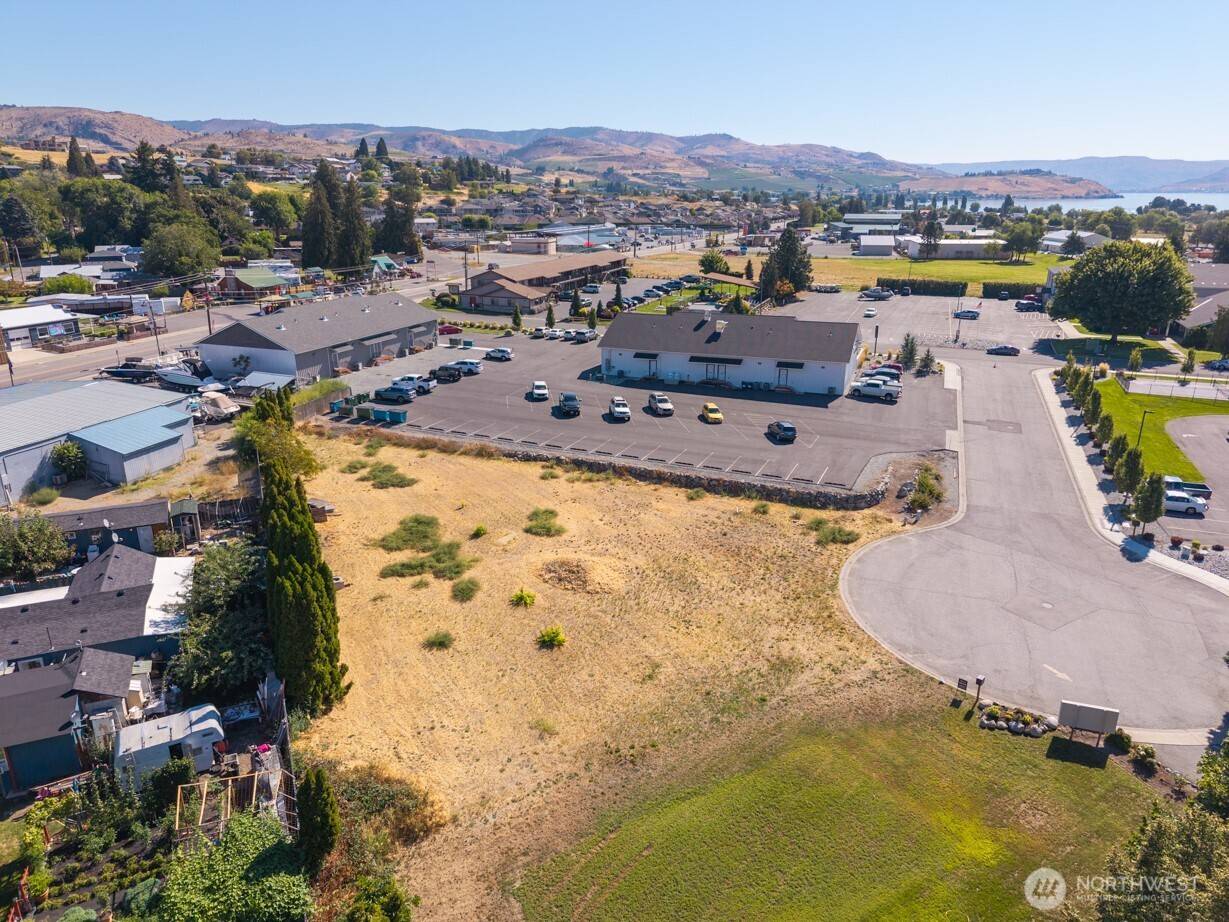 1 Wapato CT, Manson, WA 98831