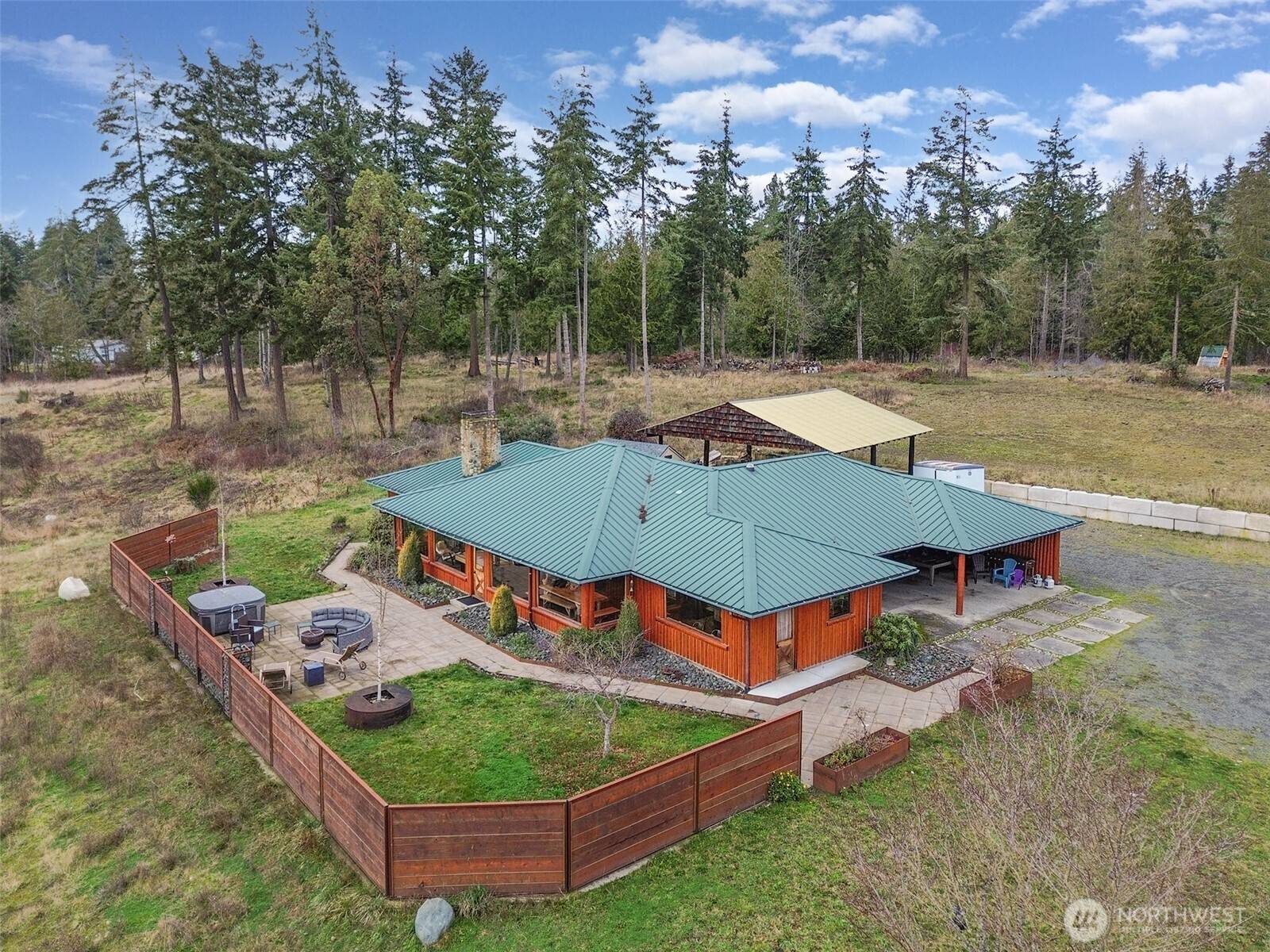 127 Lake Farm RD, Port Angeles, WA 98362