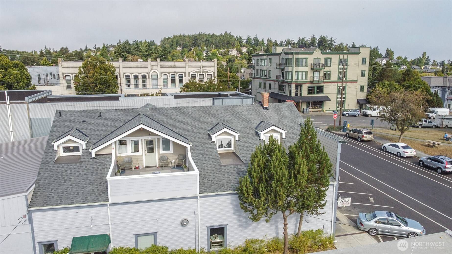 625 Tyler ST, Port Townsend, WA 98368