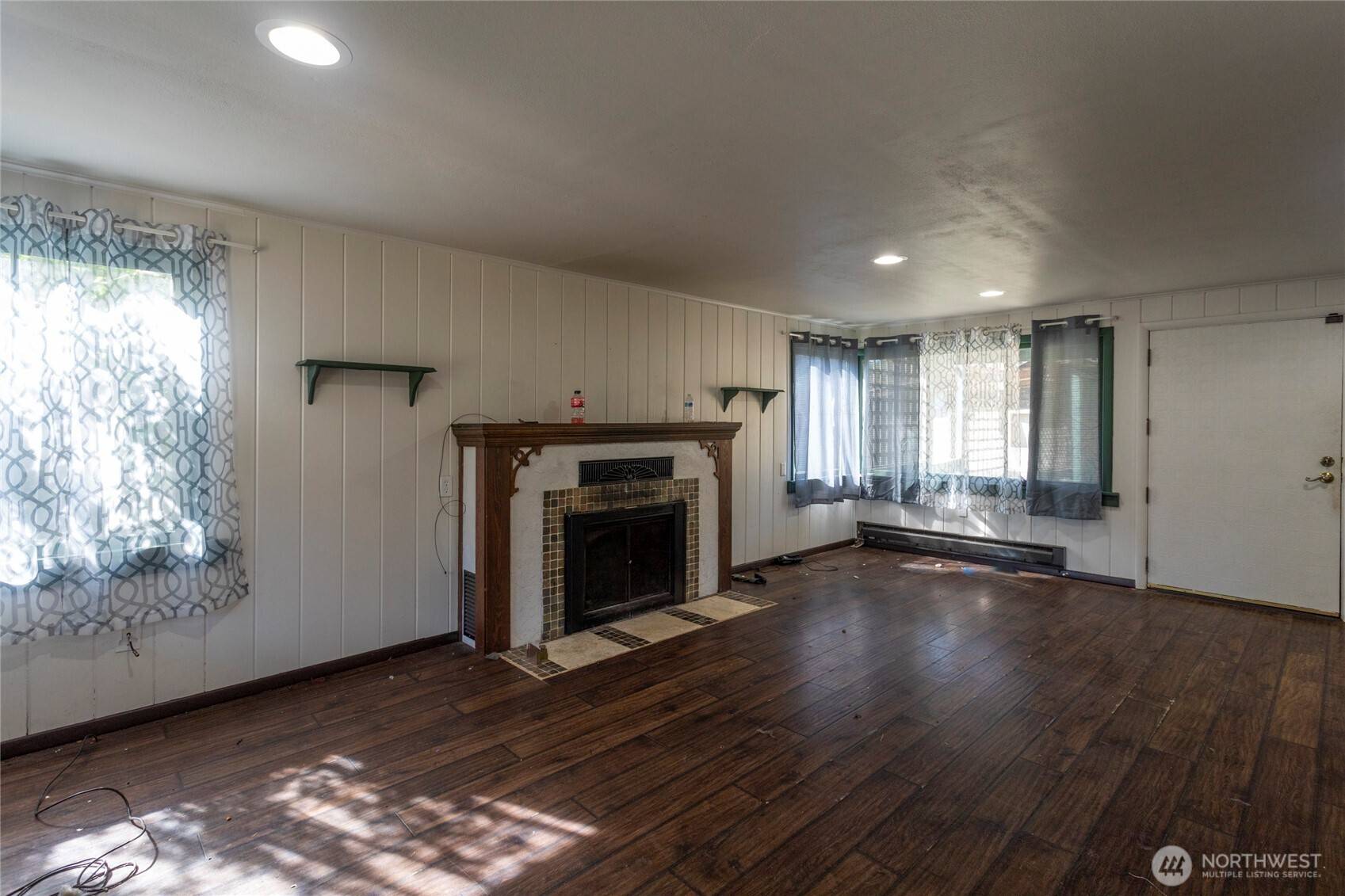 7802 Golden Given RD E, Tacoma, WA 98404