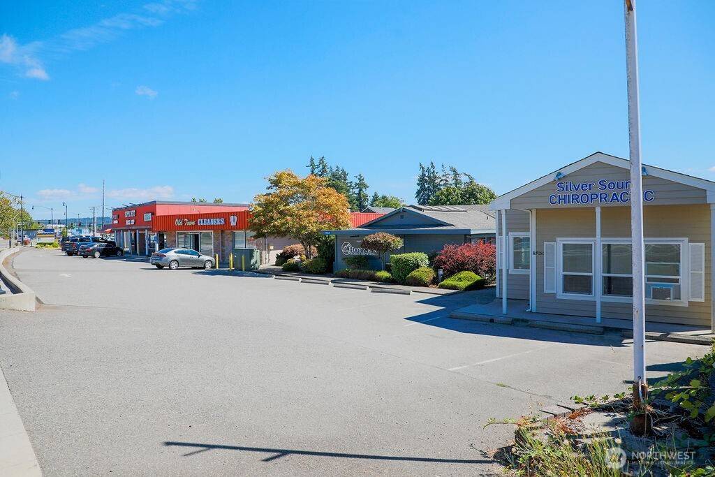 9050 Silverdale WAY, Silverdale, WA 98383