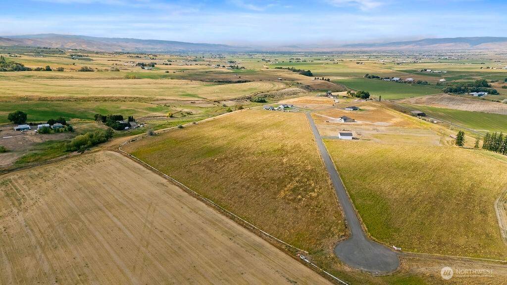 411 (nka) Rolling Hill DR, Ellensburg, WA 98926