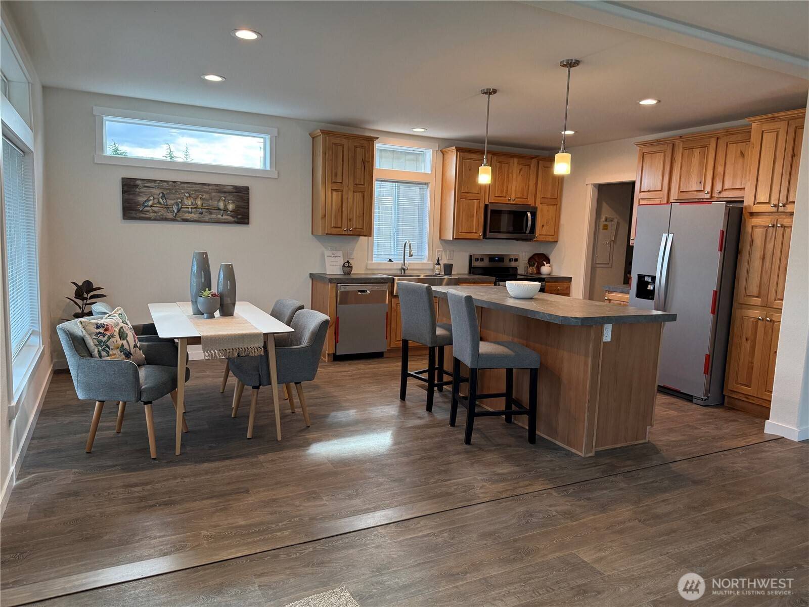 881 N Iris AVE, Sequim, WA 98382