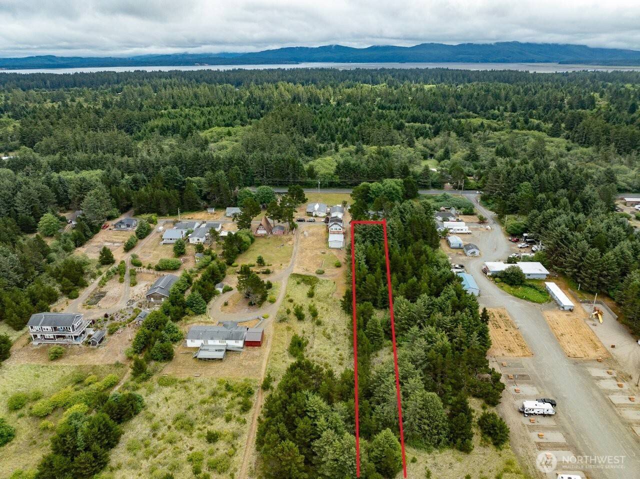 13907 N ST, Long Beach, WA 98631