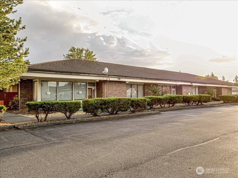 10317 122nd ST E #ABCD, Puyallup, WA 98374