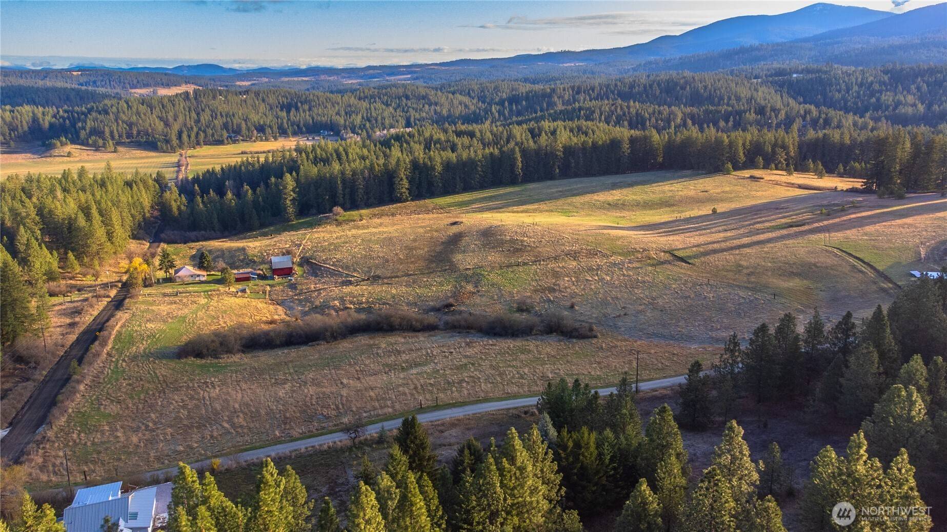 20016 N Sands RD, Colbert, WA 99005
