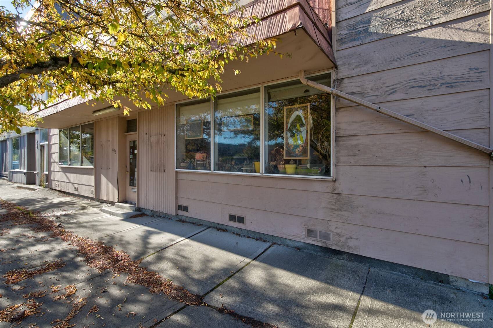 608 8th ST, Hoquiam, WA 98550