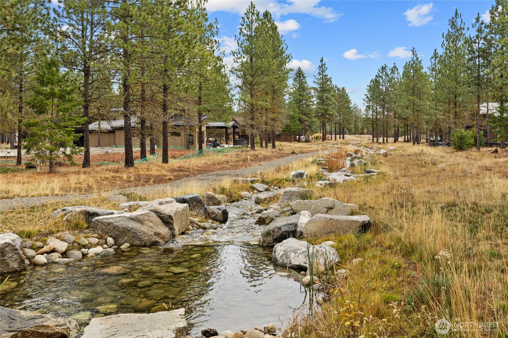 351 Southern Star LN, Cle Elum, WA 98922