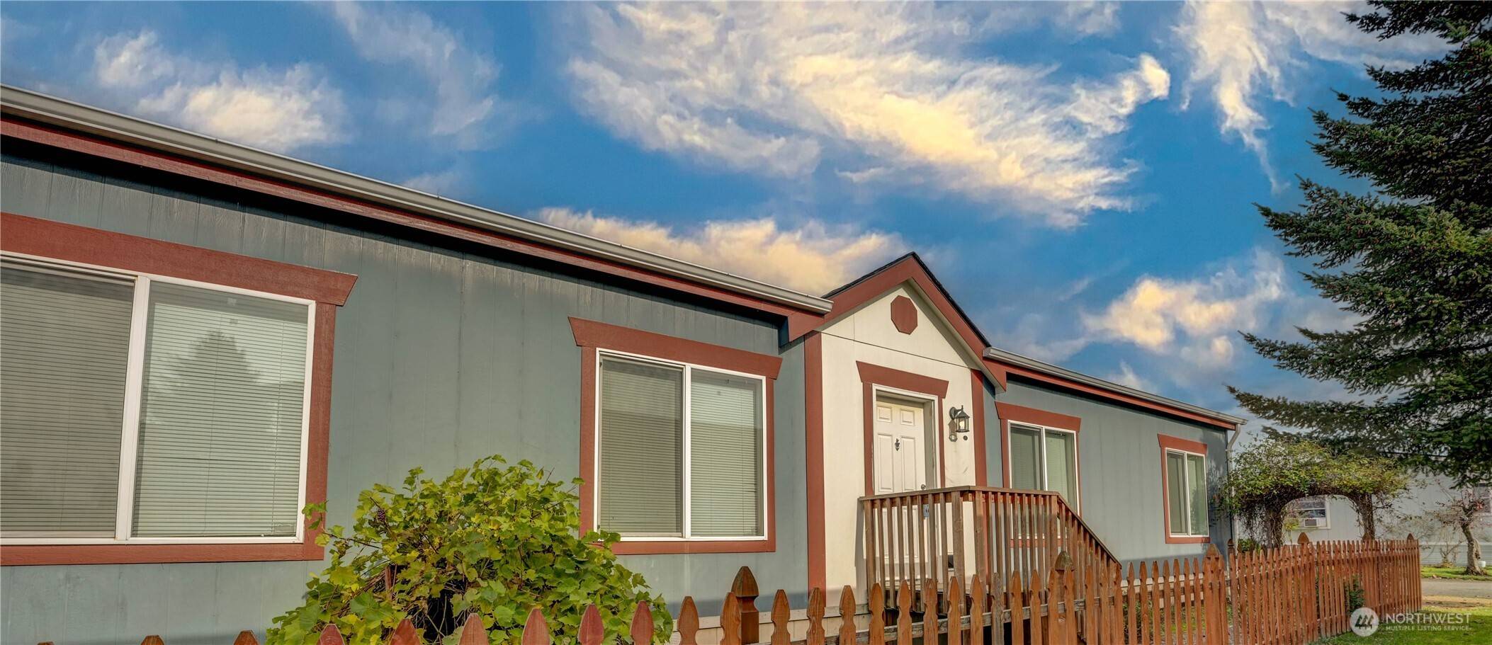 300 Park AVE #20, Buckley, WA 98321