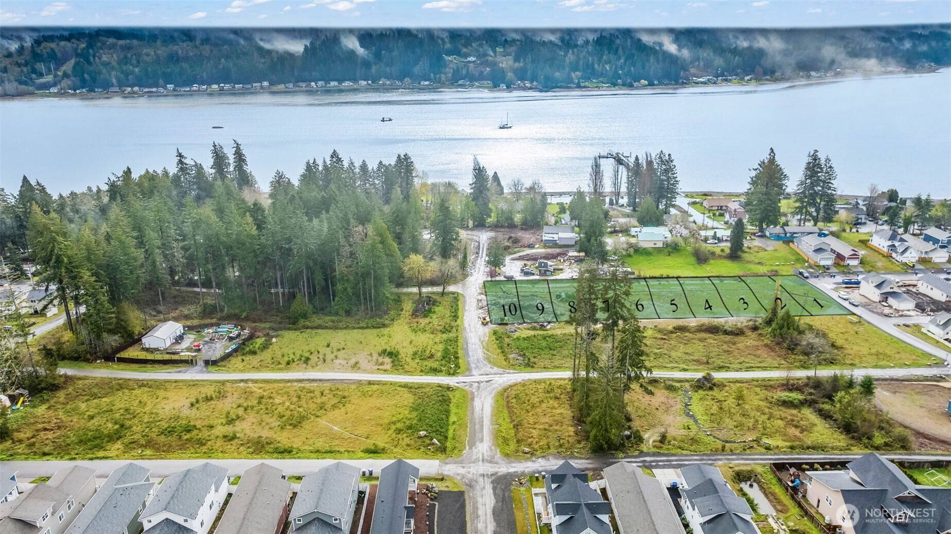 140 E Sullivan ST, Allyn, WA 98524