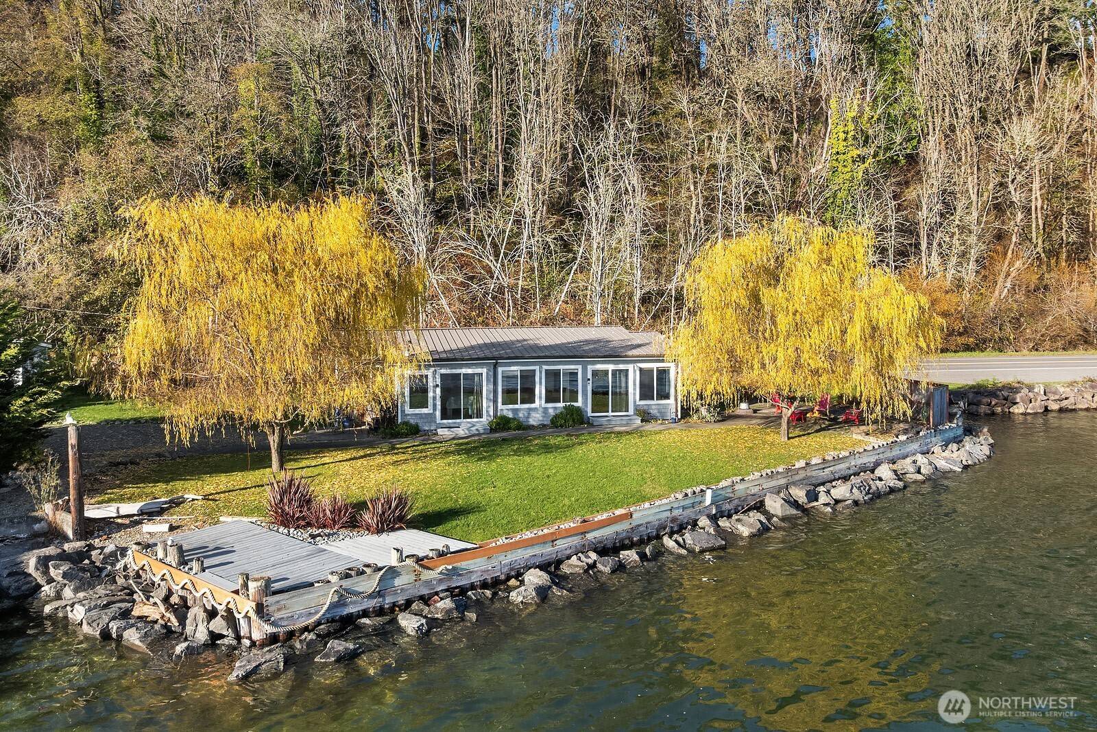 24410 Vashon HWY SW, Vashon, WA 98070