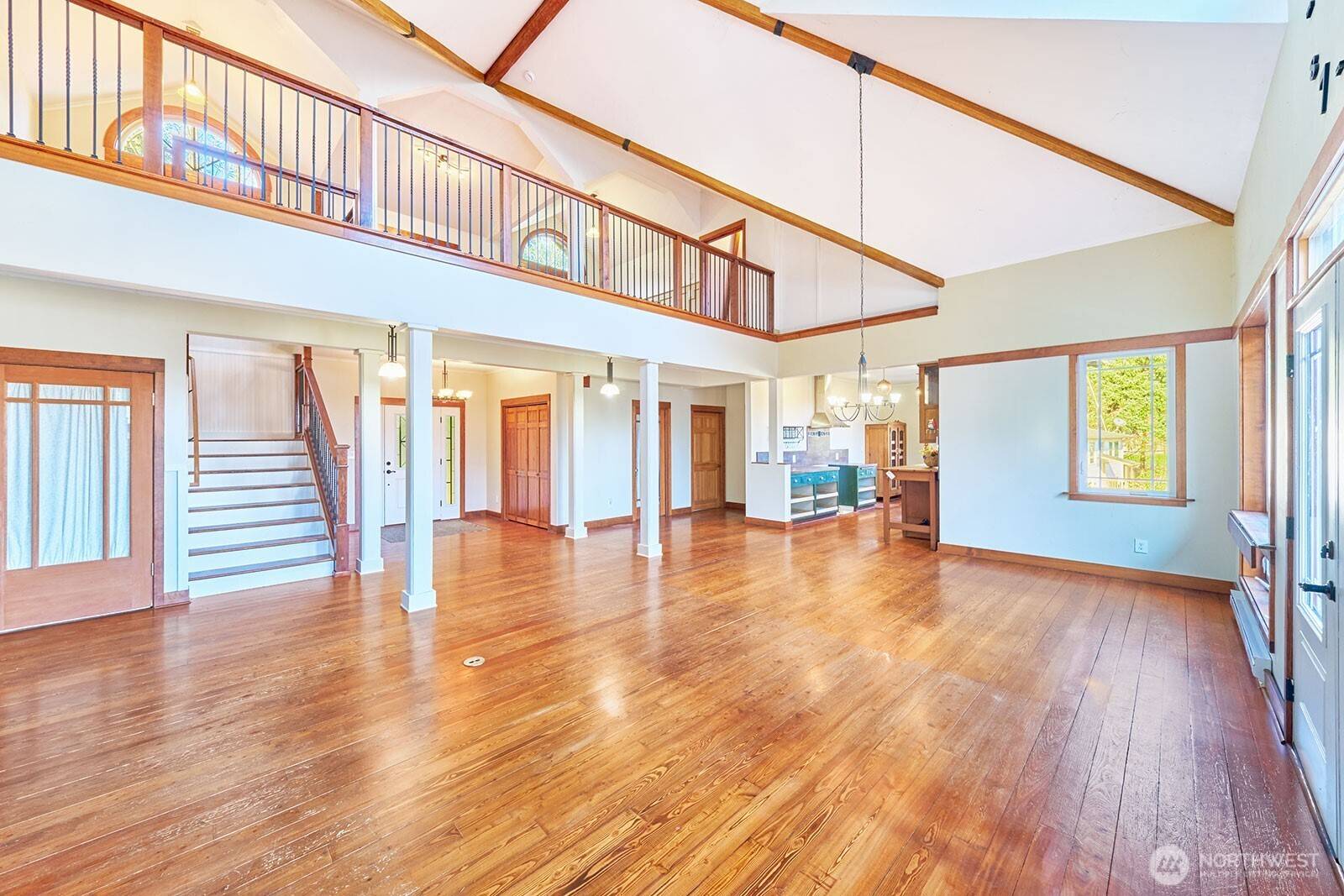 2147 Klahanee DR, Ilwaco, WA 98624