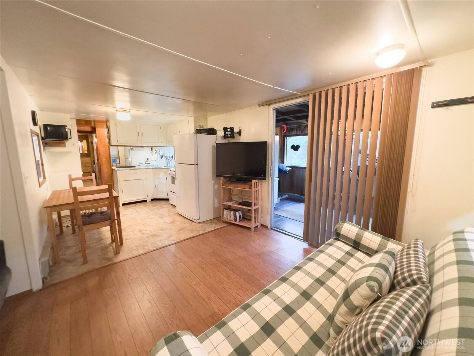 120 King DR, Brinnon, WA 98320