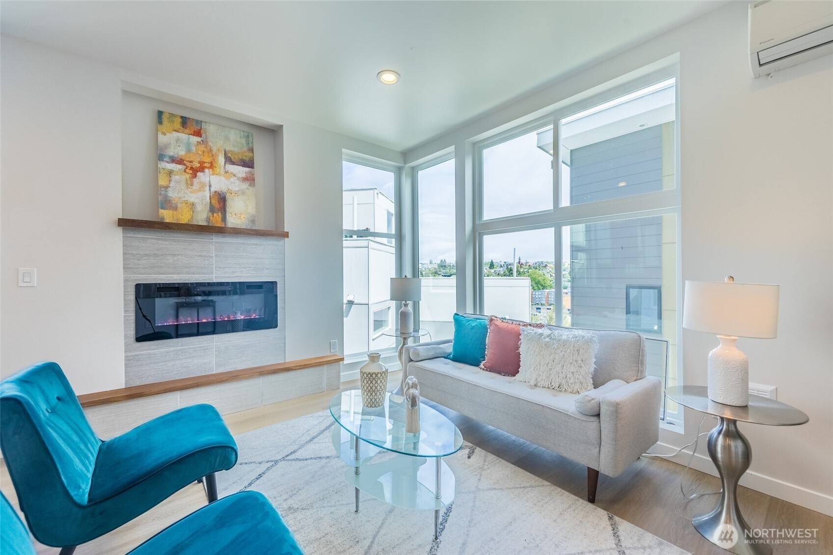 1015 Sturgus AVE S #A, Seattle, WA 98144