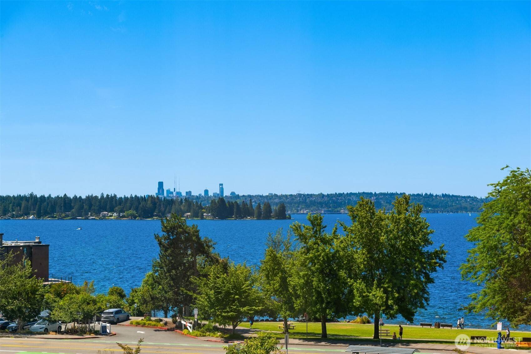 10132 NE 59th ST #C, Kirkland, WA 98033