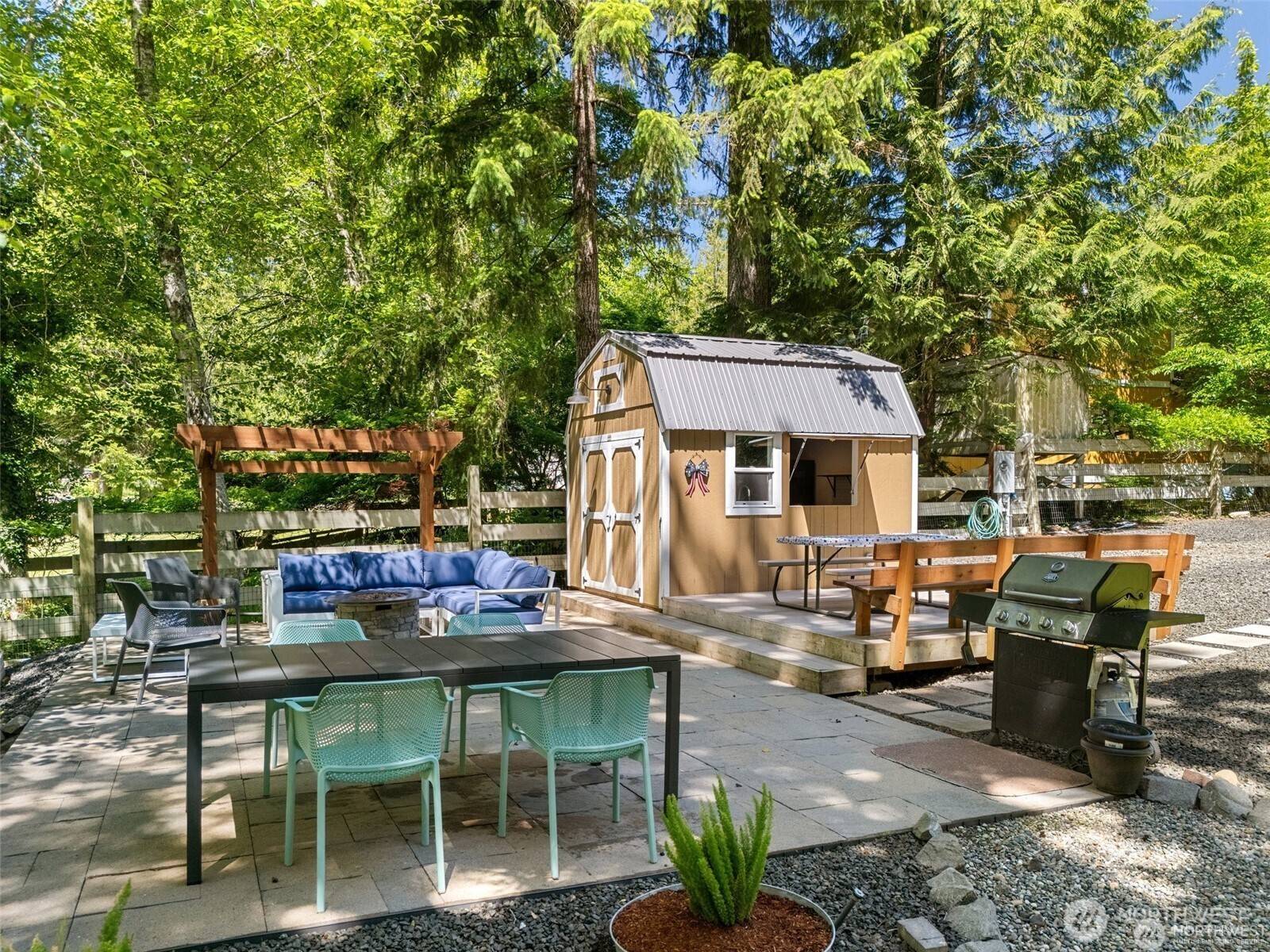 170 E Pickering DR, Shelton, WA 98584