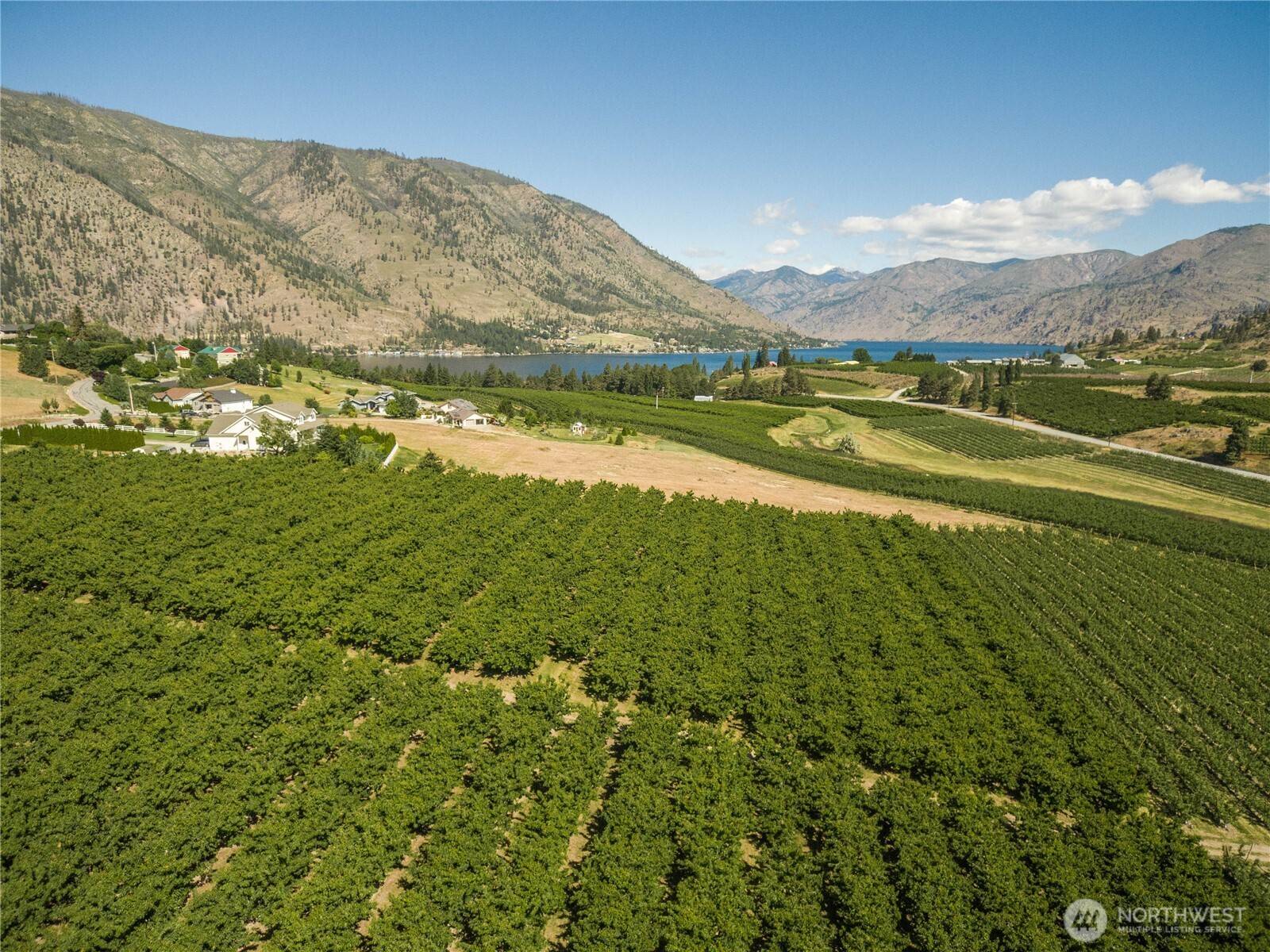 950 Loop AVE, Manson, WA 98831