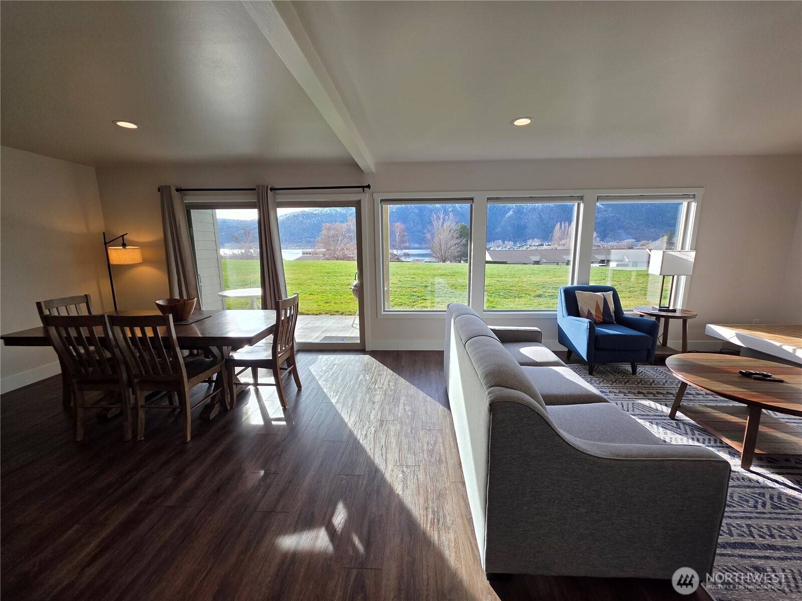 1 Lodge 620-O, Manson, WA 98831