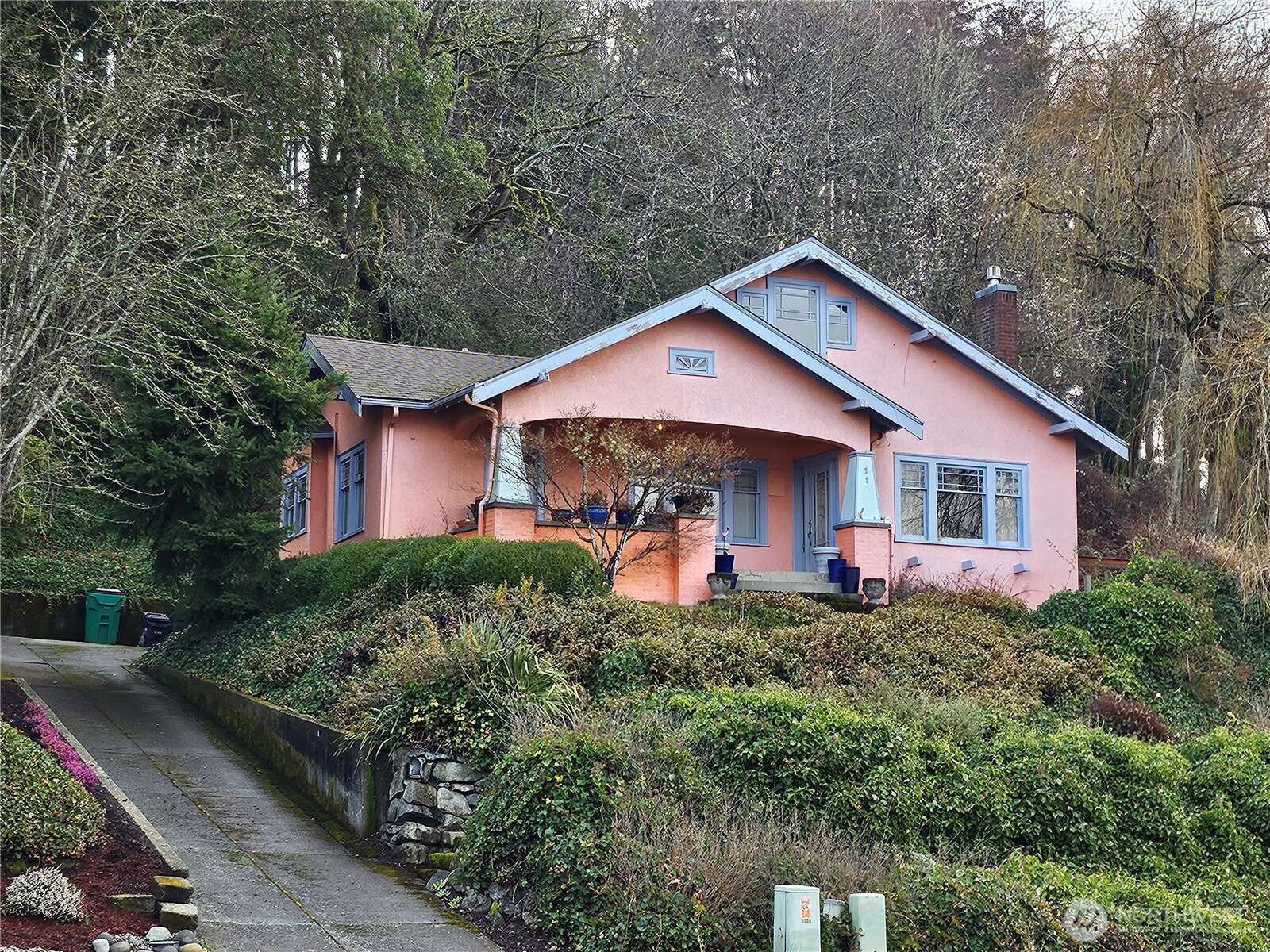 1130 East Bay DR NE, Olympia, WA 98506