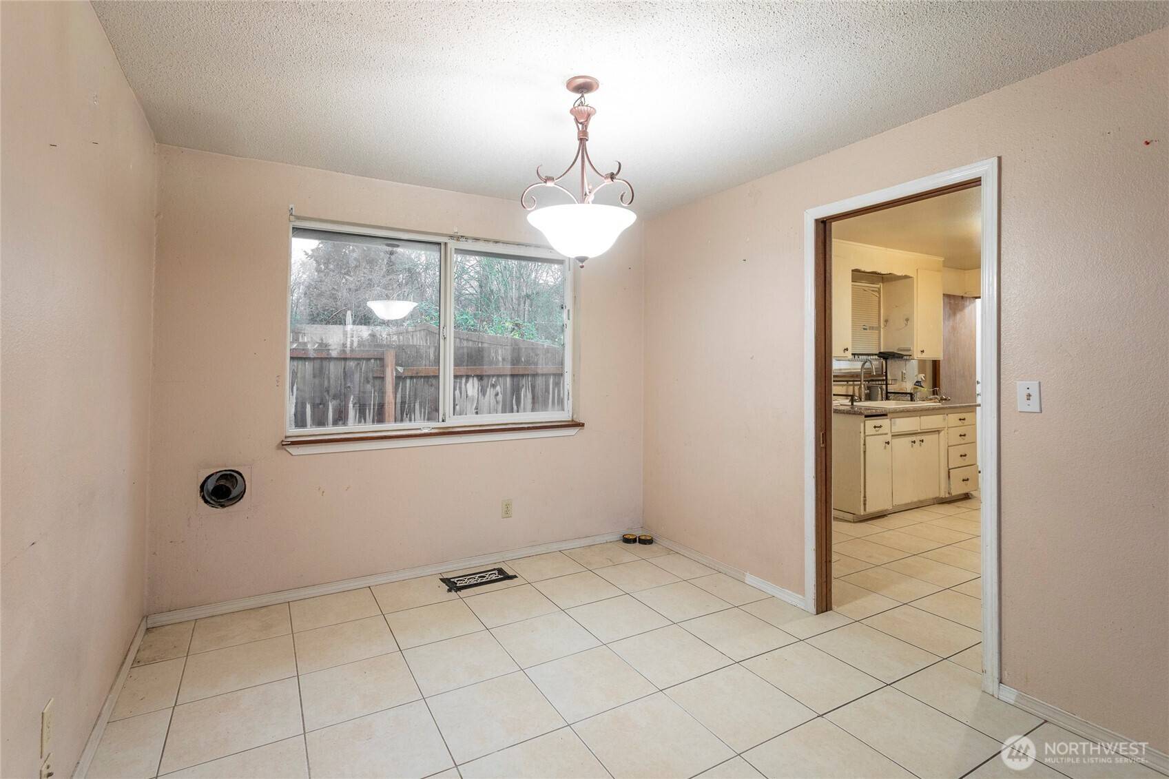 1620 E Columbia AVE, Tacoma, WA 98404