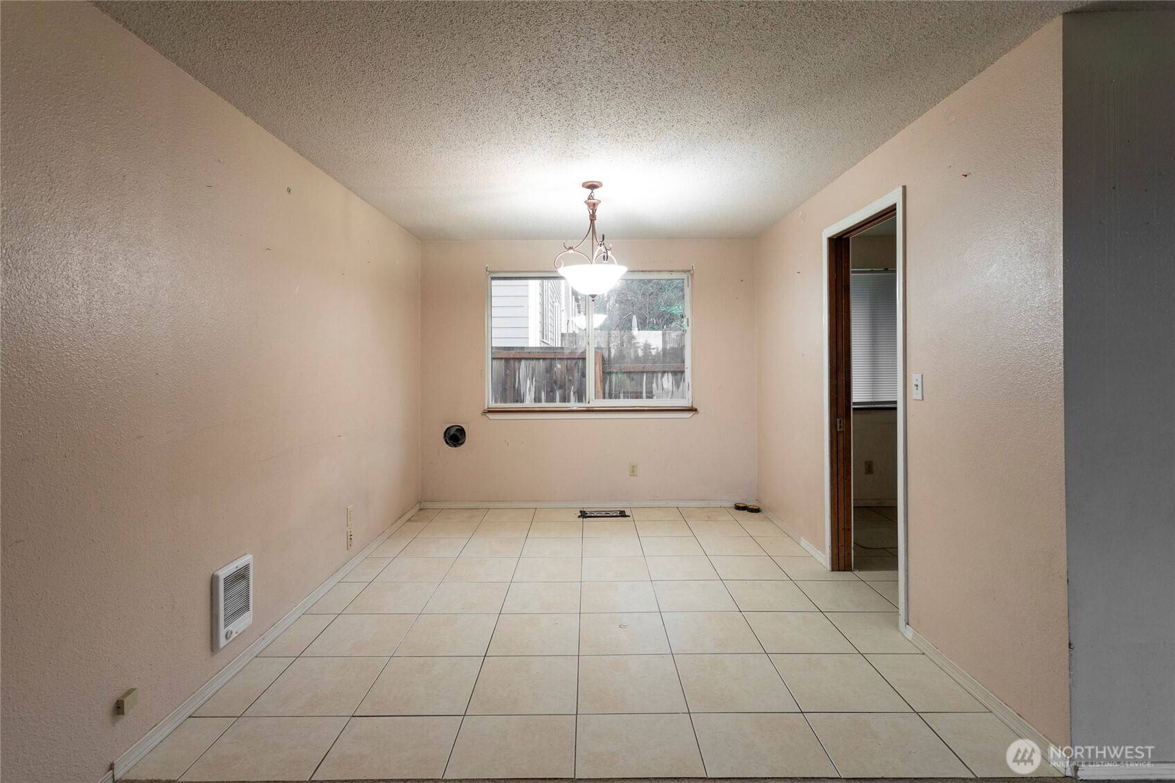 1620 E Columbia AVE, Tacoma, WA 98404