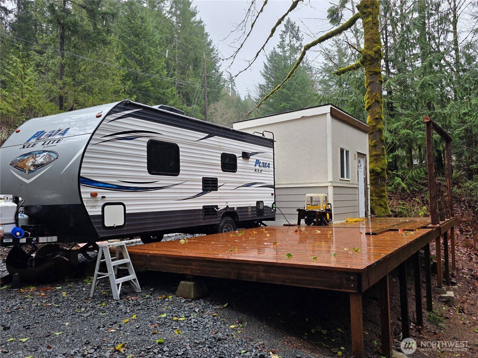 375 Arabian DR, Brinnon, WA 98320