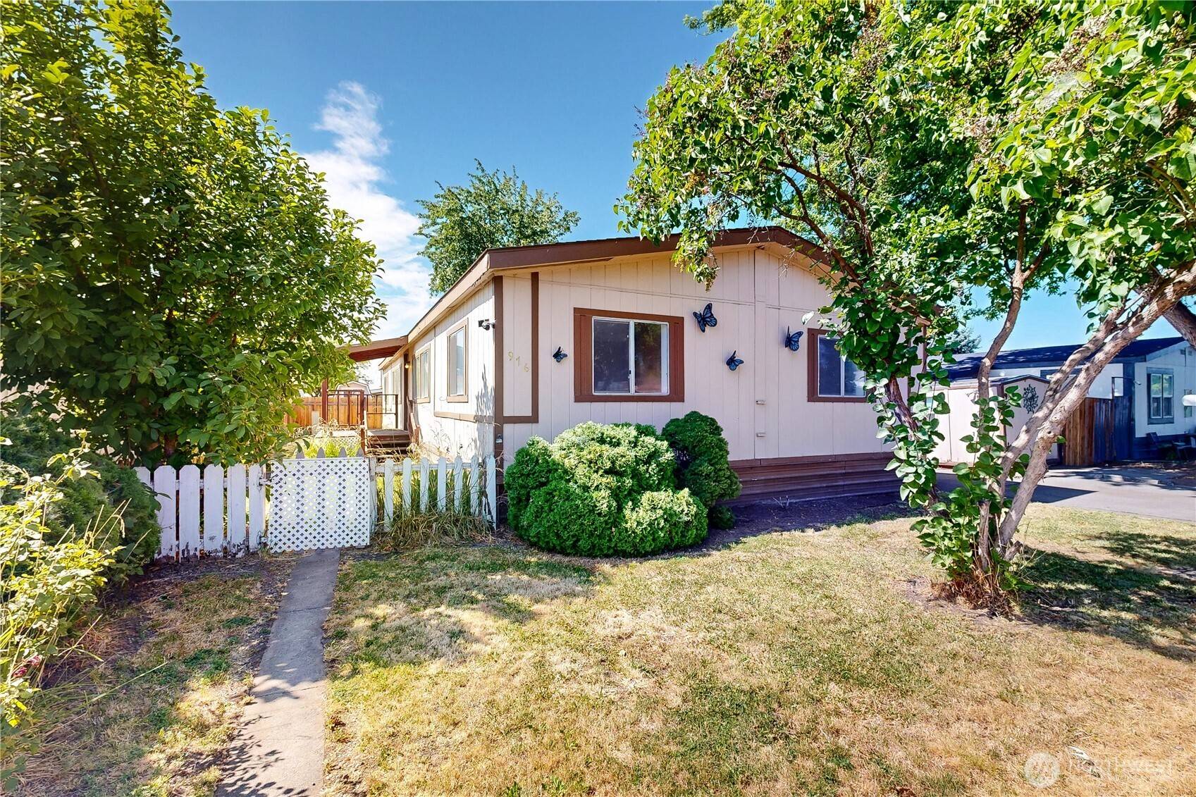 976 NE Dawson AVE, College Place, WA 99324