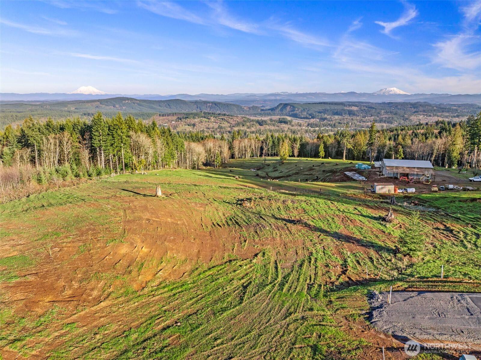208 Suncrest DR, Castle Rock, WA 98611
