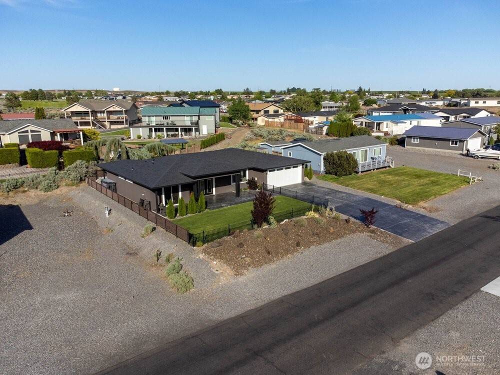 419 Edgewater WAY SW, Mattawa, WA 99349