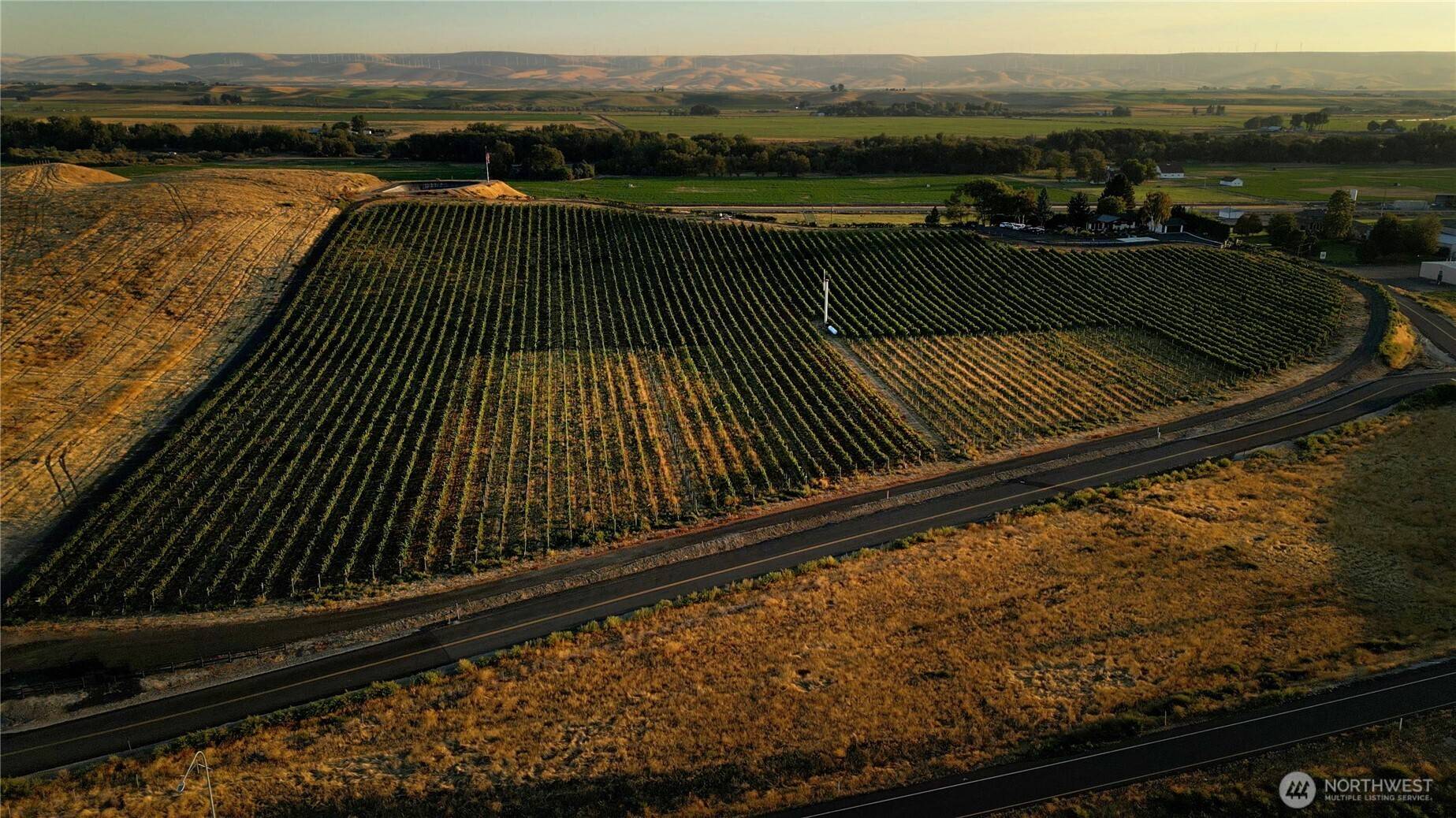 406 A Lower Dry Creek RD, Walla Walla, WA 99362