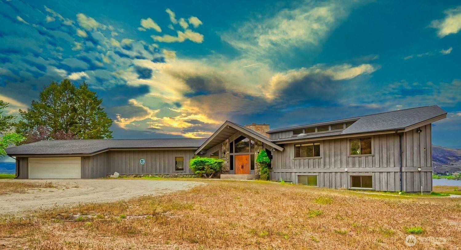 323 A Eastlake RD, Oroville, WA 98844