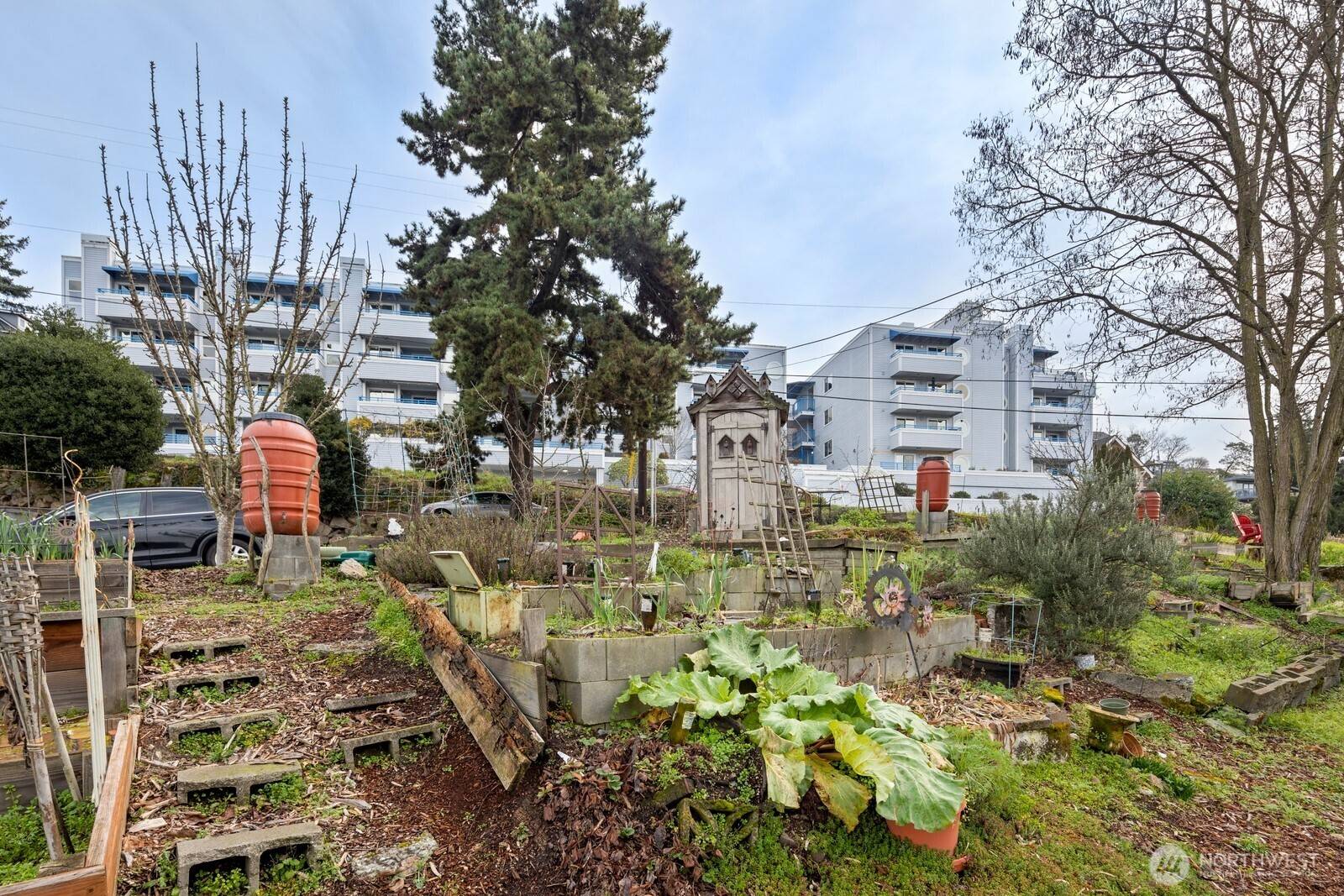 2244 13th AVE W #407, Seattle, WA 98119
