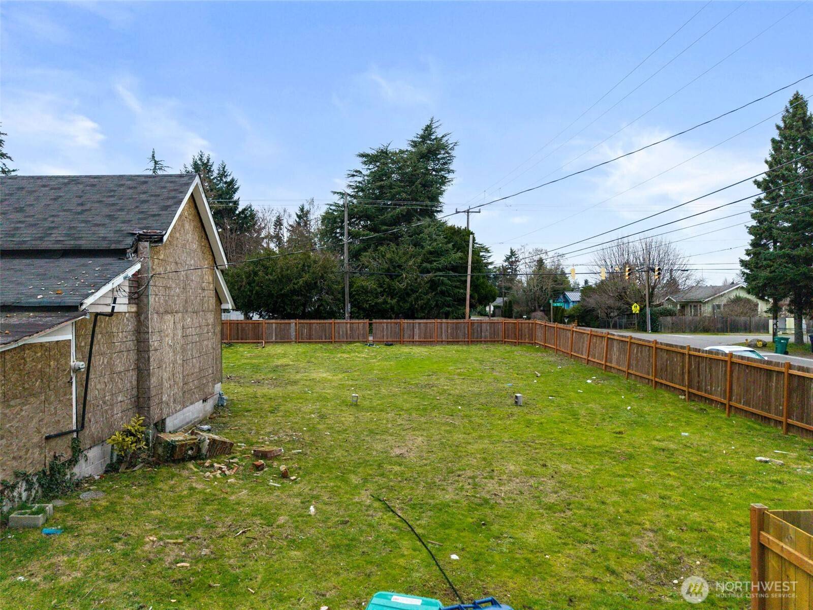 11205 12th AVE SW, Seattle, WA 98146